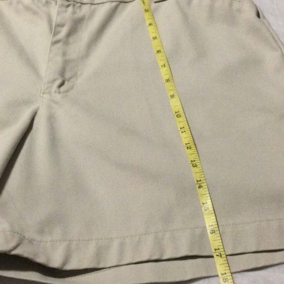 Ladies Jeans Shorts size 18 M by Casuals color is cream all cotton. #71 - Picture 3 of 7